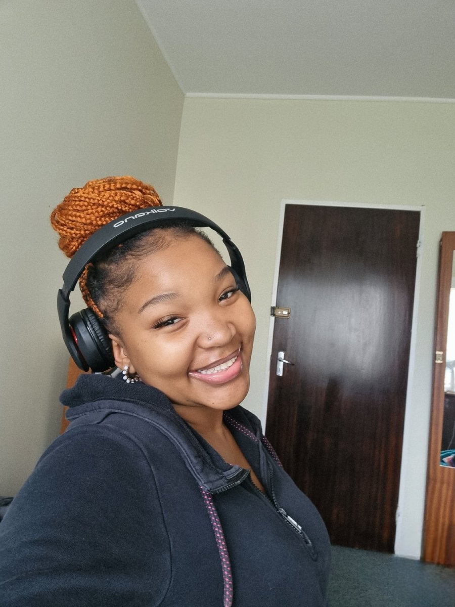 iamphiwee's tweet image. I just love the selfies I took this day 🥹