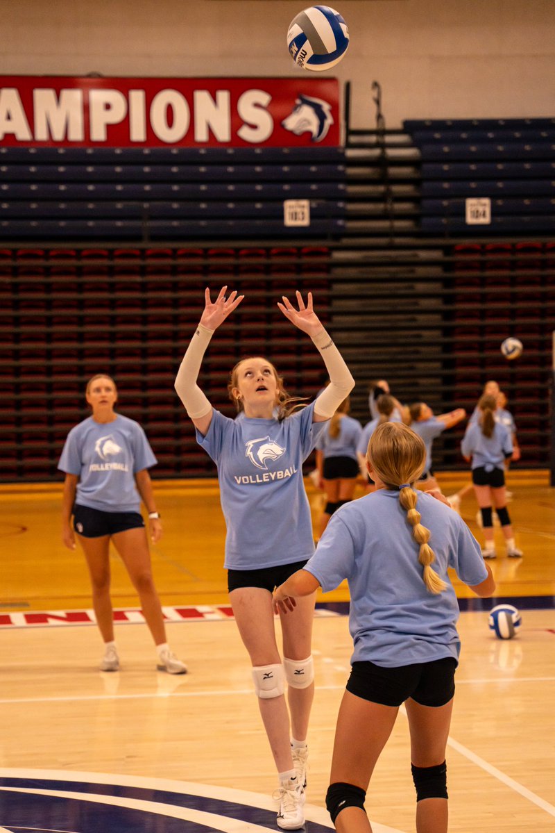 Summer Camps = SUCCESS ✅ 

We just wrapped up two incredible weeks of volleyball with 120+ middle school campers and 50+ elite athletes! Thank you to everyone who brought the energy, passion, and hustle. The future of the game is looking bright! 🏐 🐺 🔥 

#GoPackVB