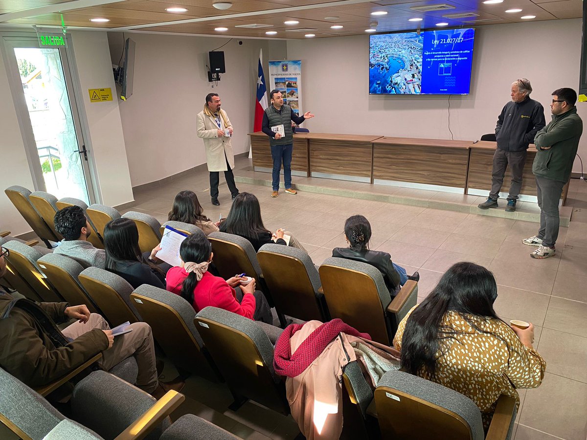 #Araucanía: Encabezamos un encuentro de discusión y difusión sobre la #LeyDeCaletas con enfoque de genero dirigido a funcionarios y funcionarias de la municipalidad de Toltén, con el fin de que nos apoyen con los trámites de las y los usuarios de la comuna.