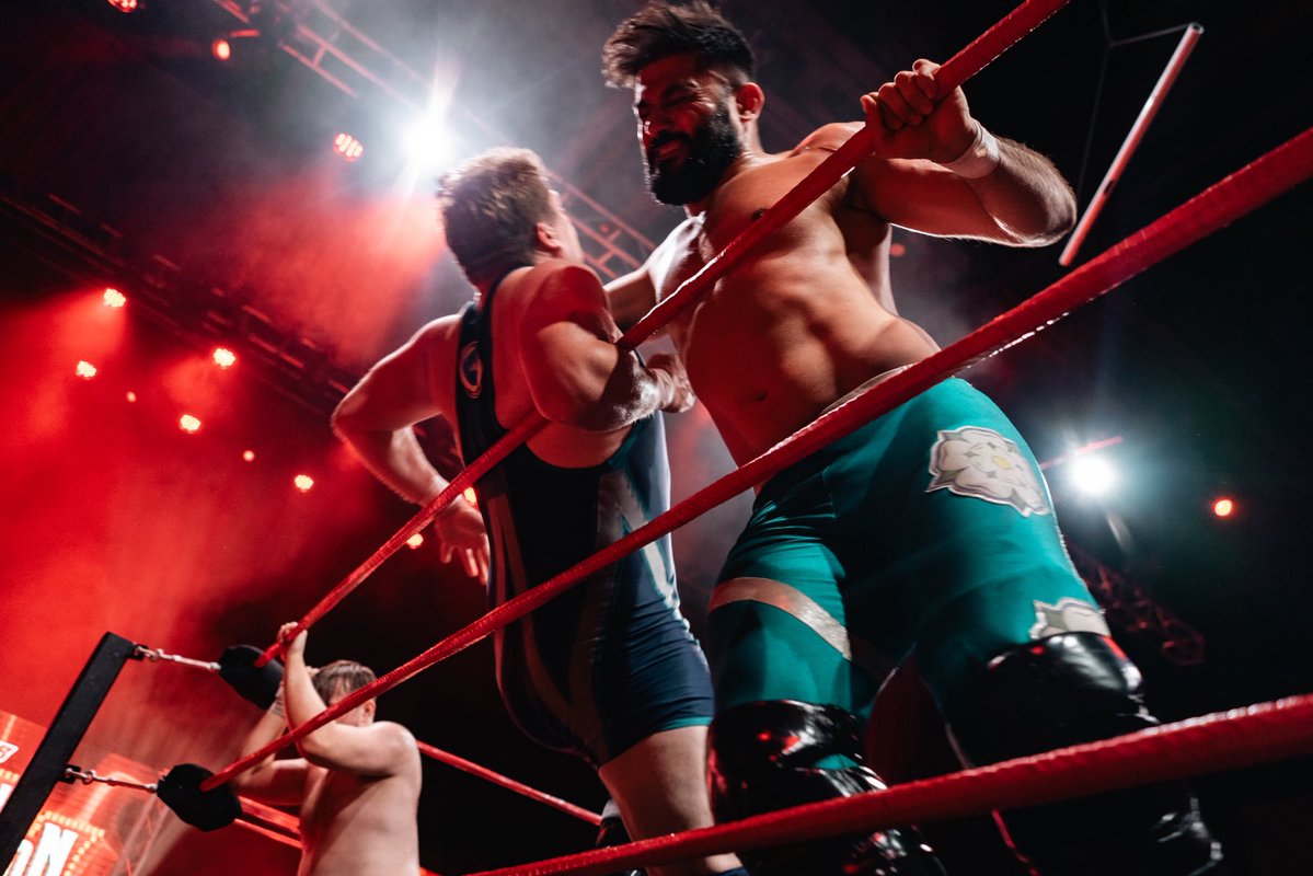 BritWresRev's tweet image. So confident was @LetsBeAce of retaining the BWR Open Division Title in the Fatal 4 Way elimination match at VIVA LA REVOLUTION, he brought along THE MUSIC MAN to perform a live rendition of “Viva Ace Matthews”.
Ace’s opponents had other ideas however.
After @RickyReganPro went…