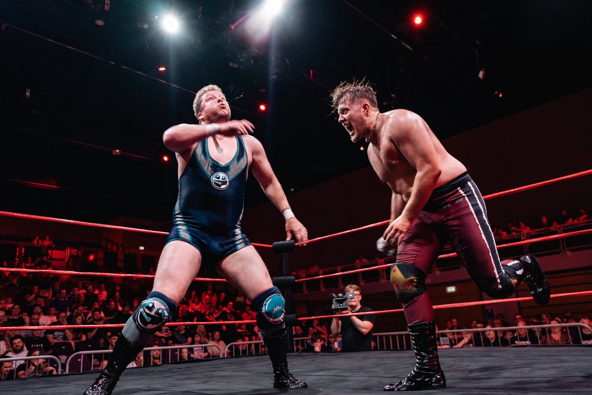 BritWresRev's tweet image. So confident was @LetsBeAce of retaining the BWR Open Division Title in the Fatal 4 Way elimination match at VIVA LA REVOLUTION, he brought along THE MUSIC MAN to perform a live rendition of “Viva Ace Matthews”.
Ace’s opponents had other ideas however.
After @RickyReganPro went…