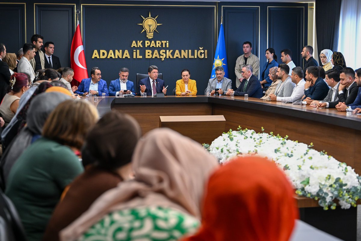 📍AK Parti Adana İl Başkanlığı

Adalet Bakanımız Sn. Yılmaz Tunç’u, Kıymetli Milletvekillerimiz Sn. Abdullah Doğru ve Sn. Faruk Aytek, İl Başkanımız Sn. Tamer Dağlı ile birlikte İl Başkanlığımızda ağırlamaktan büyük bir memnuniyet duyduk.

<a href="/omerrcelik/">Ömer Çelik</a> <a href="/abuyukgumus/">Ahmet Büyükgümüş</a> <a href="/KaramikSunay/">Sunay Karamık</a>