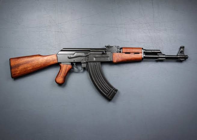 🚨 ميليشيا قسد استقدمت الاف من فلول النظام - وتم دمجهم مع قوات قسد - هناك مخطط تهجير للعرب والأكراد الغير موالين لقسد من شرق الفرات كما جرى بالسويداء

يجب على العرب والأكراد والمسيحيين شرق الفرات تجهيز أسلحتهم و الاستعداد للأسوأ 

#سوريا #قسد_عدو_البلد #قسد