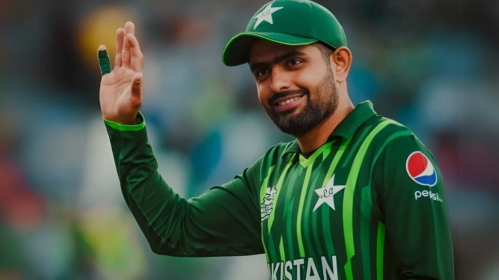 sohaibiqbaaal's tweet image. 🚨 BREAKING NEWS
Babar Azam has refused to play the Asia Cup Match against India
"I am a Pakistani first, India is sponsoring terrorism in Balochistan and due to recent tensions I feel it is not feasible to play against such nation"
Truly a Great Son of Soil!