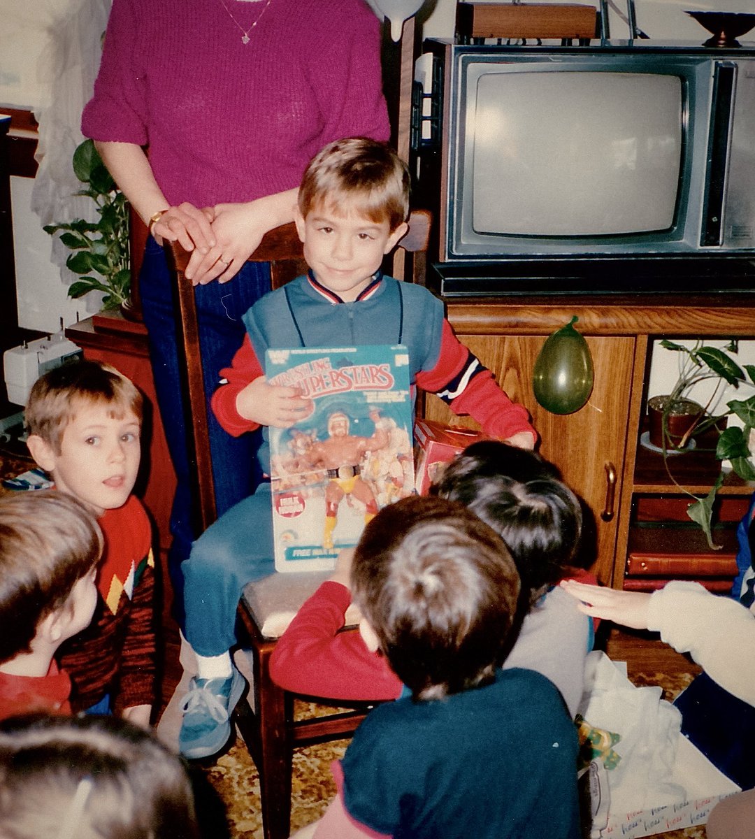 mickeydelo's tweet photo. @jdharm My Birthday, 1986 https://t.co/UJQluuqTad
