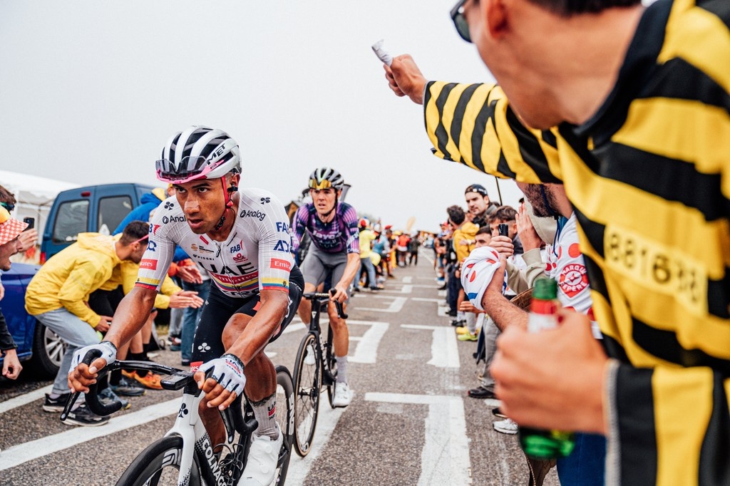 rouleur's tweet image. Tour de France 2025 stage 19 preview: Final high mountain test
The last Alpine day features five categorised climbs and finishes above 2,000m at La Plagne
Read more: l8r.it/Muds