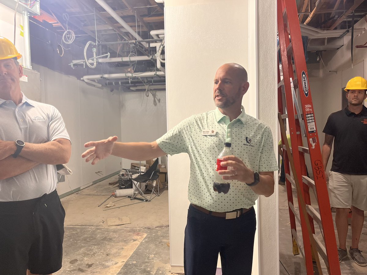 MSottileTV's tweet image. Big changes are underway at The Club at Indian Creek! ⛳️
I got a sneak peek at the new clubhouse layout ahead of @pinnbankgolf.
We’ll walk you through it tonight on @KETV. 📺