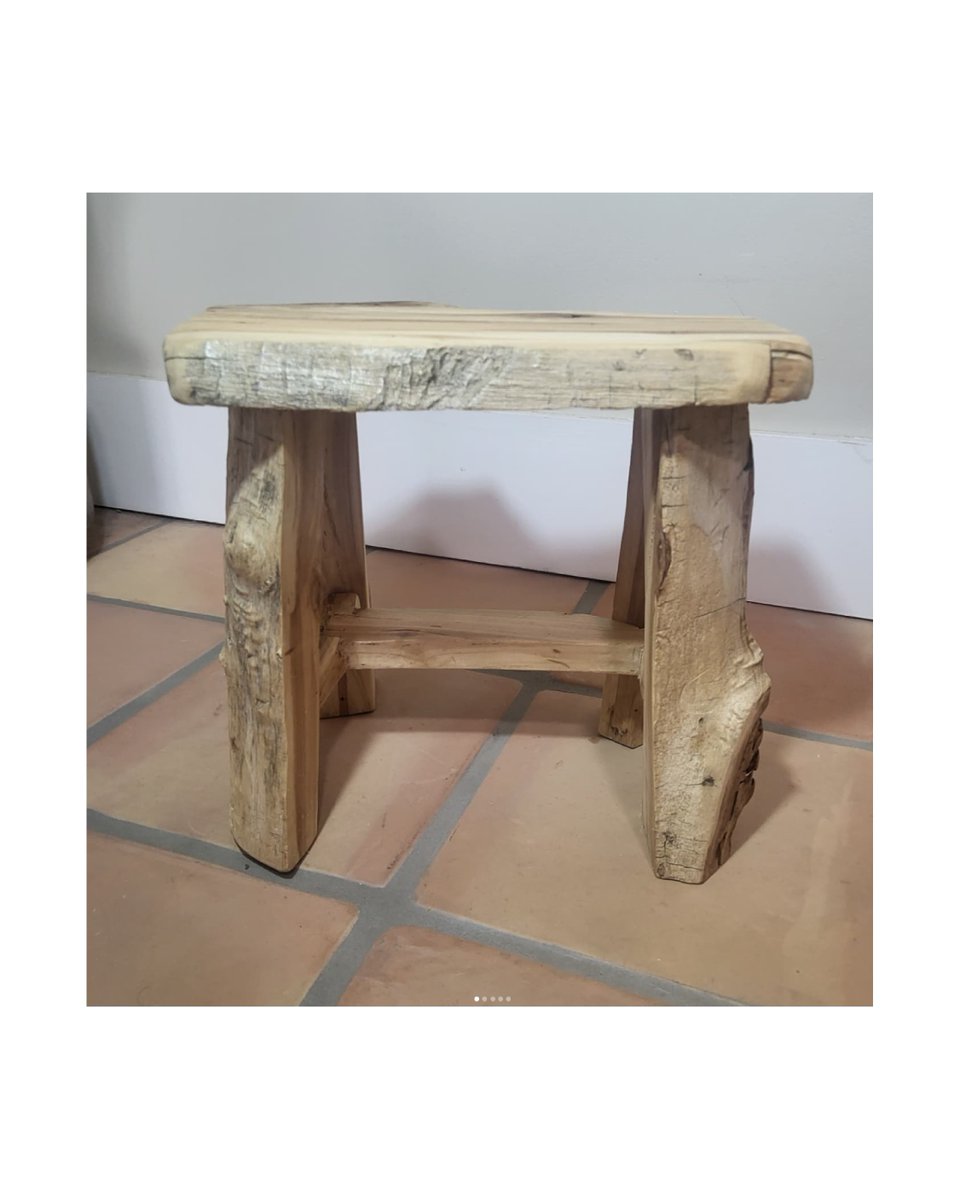 Quickscrews's tweet photo. Here’s a rustic-themed entry from @palenquecs for the #quickscrewscontest, showcasing a unique take on craftsmanship. Thank you for your submission! Just one week left to submit your July entries — don’t miss out! https://t.co/vMDPWIHhzW