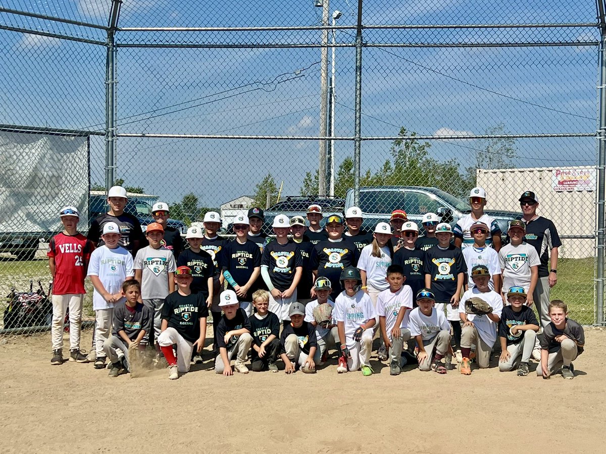 We wrapped up an incredible week of baseball summer camp filled with sunshine, skill-building, and nonstop action! From day one, our players hit the ground running—working hard through drills, sharpening their fundamentals, and pushing themselves to get better every day.