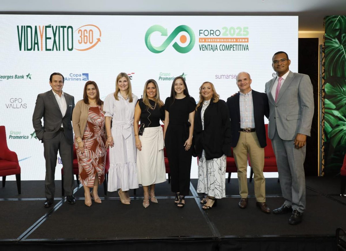 Líderes empresariales y comprometidos con sostenibilidad, participaron del Foro 2025 "La sostenibilidad como ventaja competitiva" organizado por <a href="/VidayExitorev/">Revista Vida y Éxito</a>
Nuestra directora ejecutiva <a href="/molakarla/">Karla Mola</a> fue una de las panelistas en este espacio de alto impacto y valor.