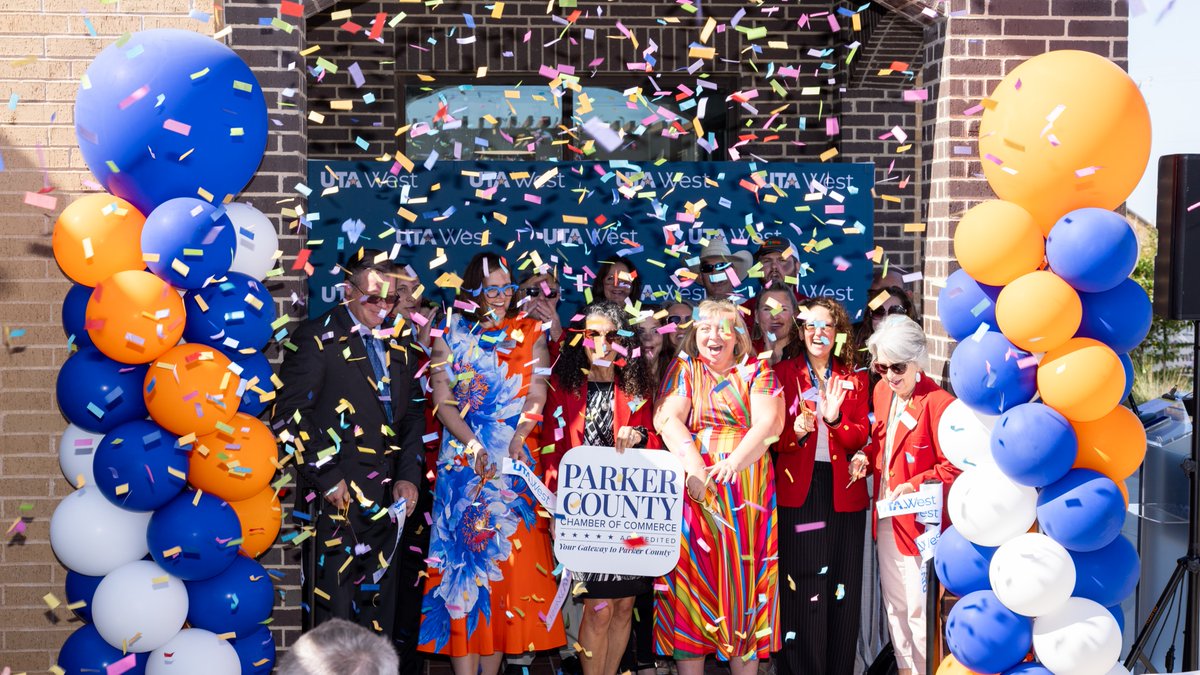 UTArlington's tweet image. UTA West has officially launched its new Willow Park storefront in Parker County, serving as a community hub for admissions, advising, financial aid, and construction updates as the main campus takes shape.🐎
To read more, visit bit.ly/46sxX5c.