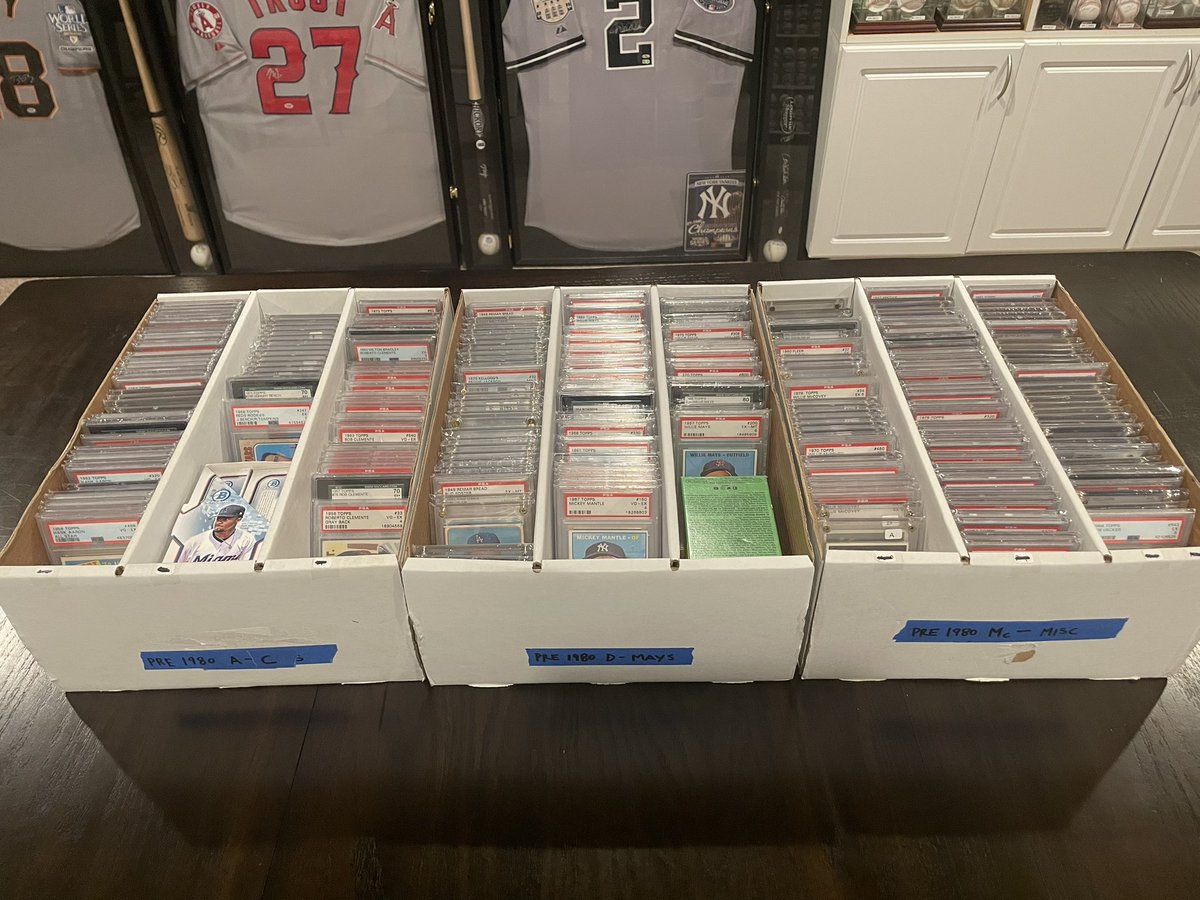 BWIZZLE222's tweet image. This is what happens when you try and collect every star that ever played.