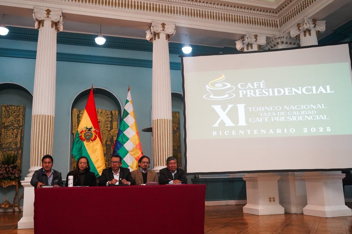 Nota de prensa | Bolivia lanza el XI Torneo Nacional “Café Presidencial del Bicentenario” con más de 250 muestras de alta calidad

🔗 cancilleria.gob.bo/mre/2025/07/24…

#DiplomaciaDeLosPueblos #PorLaVida
#UnidosRumbosAlBicentenario