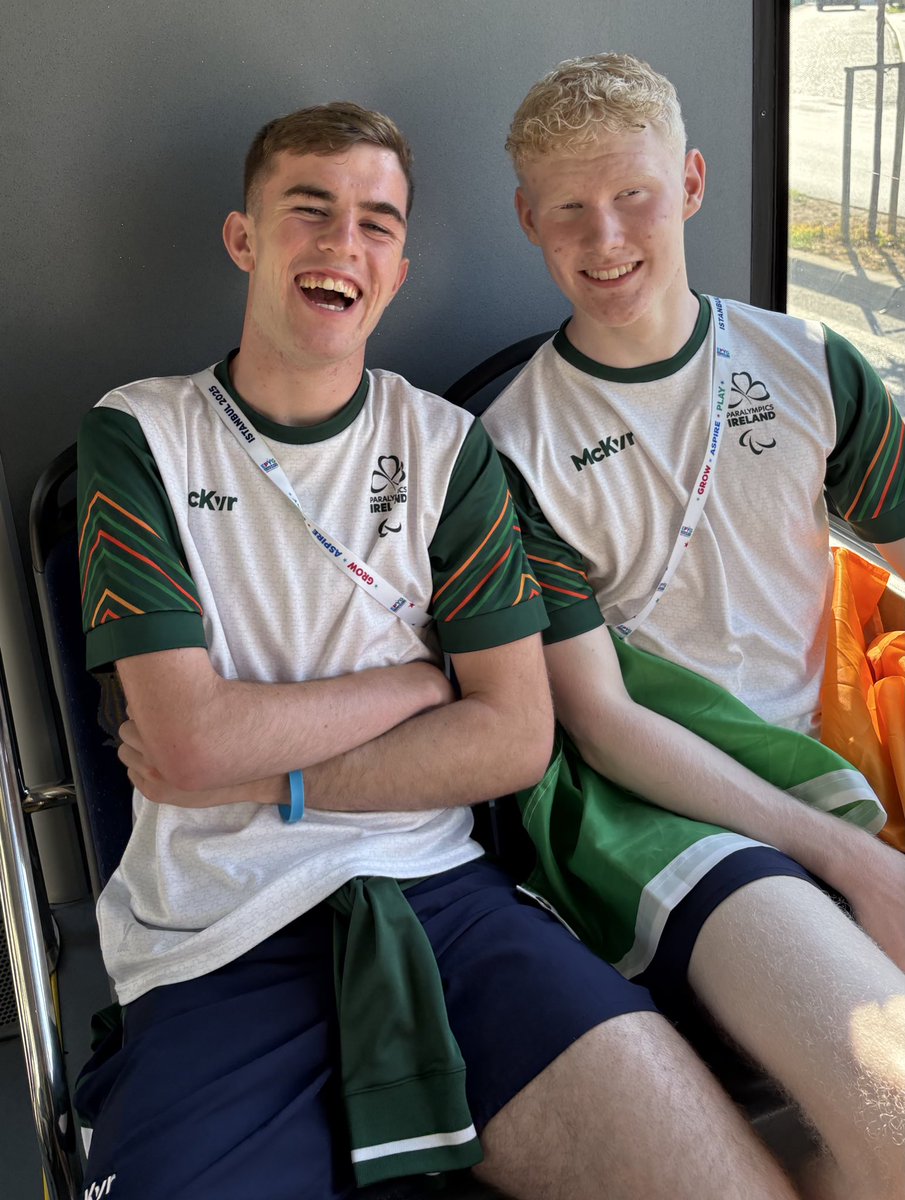ParalympicsIRE's tweet image. En route to the opening ceremony! ๐
#TeamIreland