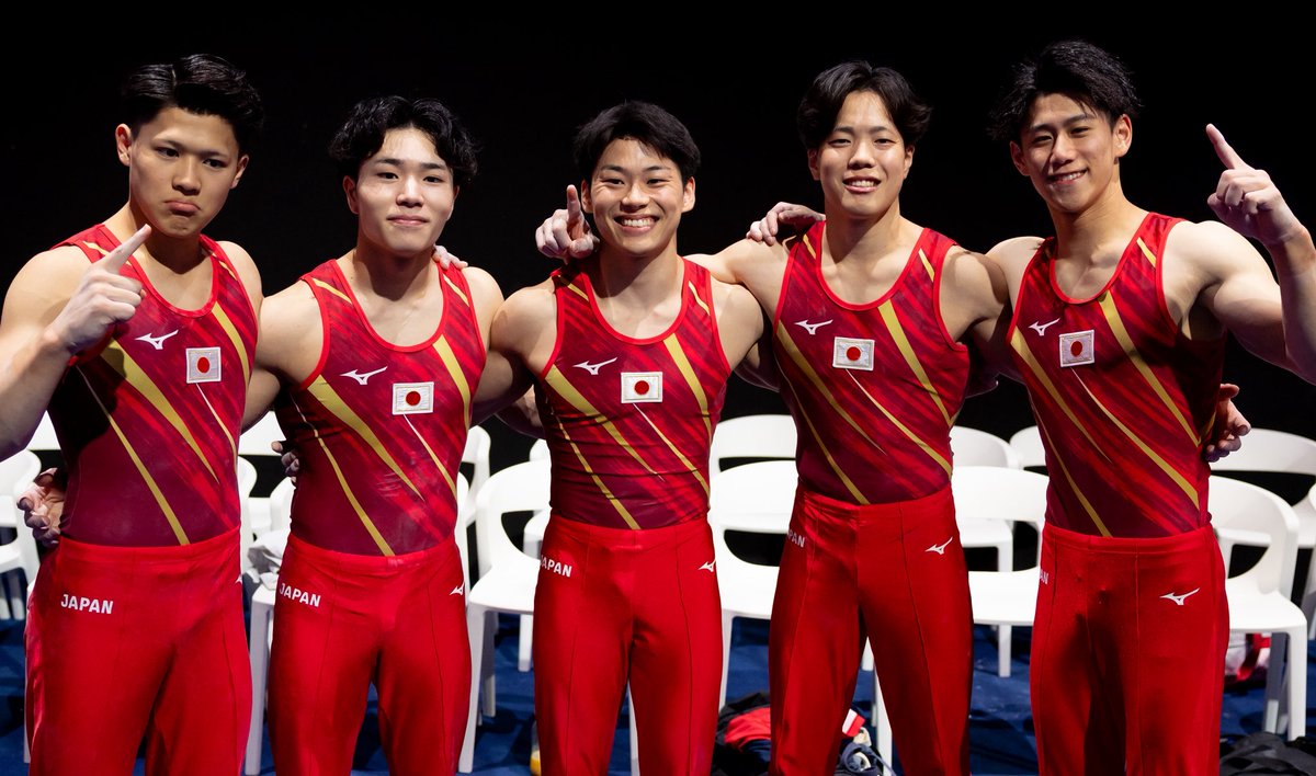 muratakensuke1's tweet photo. FISU photo collection part.Ⅱ
#岡慎之助
#橋本大輝
#川上翔平
#長谷川毅
#角皆友晴
#FISU
#GOODPHOTO
#gymnastics
#TEAMJAPAN https://t.co/V7wBnatPMA