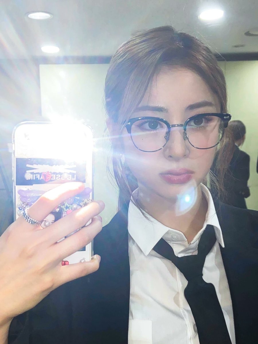 ★ — 𝑓earless tweet media