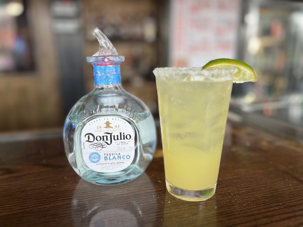winkinglizard's tweet image. TEQUILA: Magic water for fun people ๐๐
Come celebrate ๐ก๐๐ง๐๐ข๐ก๐๐ ๐ง๐๐ค๐จ๐๐๐ ๐๐๐ฌ today with our $6.50 Don Julio Margarita special available at all locations!๐โ๐ฉ๐ธ
Special will be available through the end of July!!!
#nationaltequiladay #tequila #donjulio