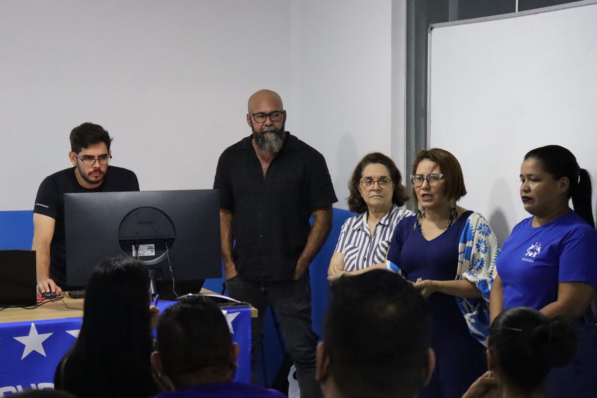 calexandrerf's tweet photo. @sebrae e @boicaprichoso promovem economia criativa com foco em sustentabilidade e inovação

O projeto reaproveita materiais descartados após o Festival, com o objetivo de estimular novas formas do fazer artístico, ampliando as possibilidades criativas e econômicas da cidade. https://t.co/8nYxJsUWYB