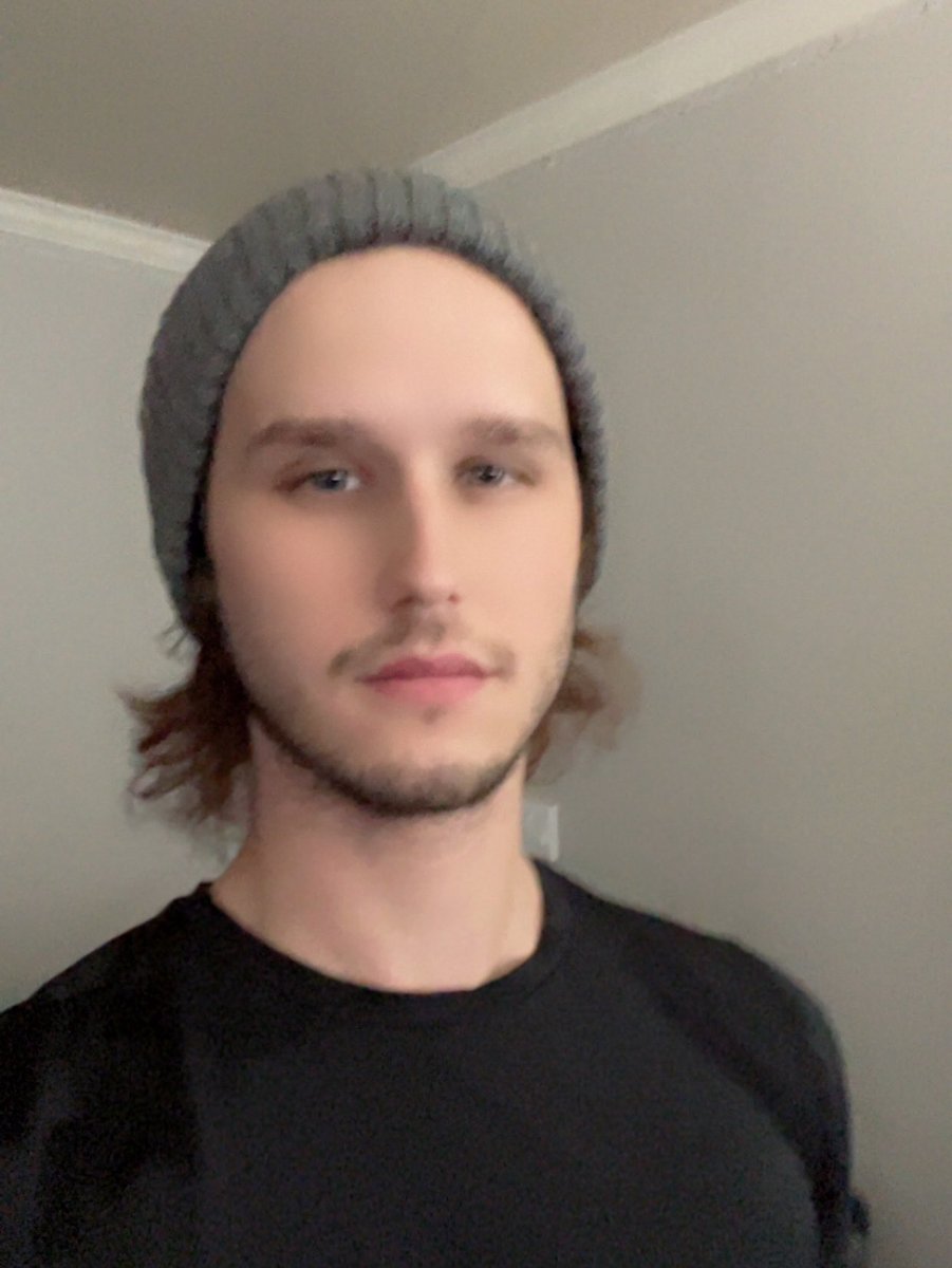 trystanhand's tweet image. Graveyards be killin