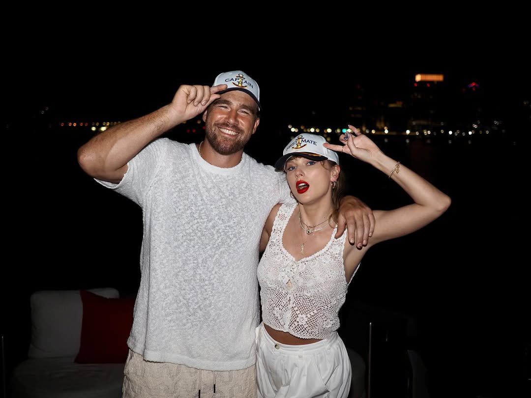 TSwiftEdits_13's tweet image. 🚨| New pictures of Taylor Swift with Travis Kelce shared by Travis on his latest Instagram post!