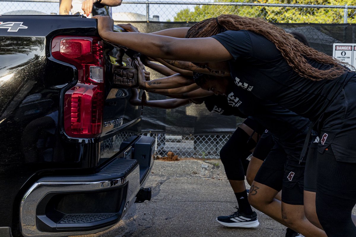 HailStateWBK's tweet image. WE’RE PUSHING TRUCKS ‼️

#HailState