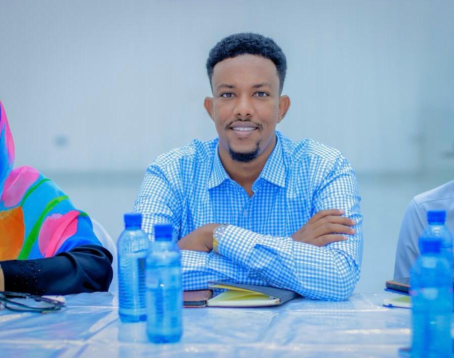 🚨 No crime. No cause. Just pure intimidation. <a href="/MAP_Puntland/">Puntland Media Guild</a> slams Puntland Intelligence for harassing journalist <a href="/MohamudNadif/">Mohamud Nadif</a>. Press freedom isn’t negotiable. #JournalismIsNotACrime

Full story 👉 mediapuntland.org/22665-2/