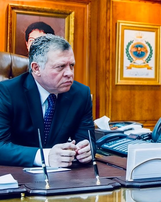 فارس من فرسان الحق🦅