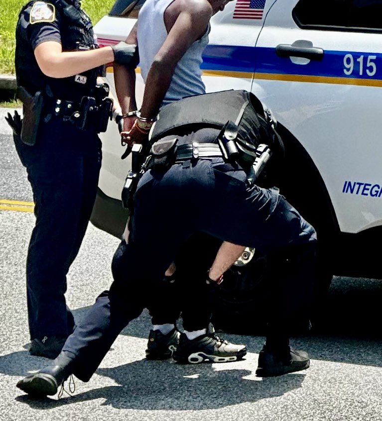 Keith Daniels Fox45 (@keithdfox45) on Twitter photo Working this tonight: One juvenile hurt, another juvenile accused.. A student was assaulted, stabbed with a knife while getting off school bus near Franklin Square Dr. & King Ave. Baltimore County police have arrested a juvenile in connection to the assault. <a href="/FOXBaltimore/">FOX Baltimore</a> Working this tonight: One juvenile hurt, another juvenile accused.. A student was assaulted, stabbed with a knife while getting off school bus near Franklin Square Dr. & King Ave. Baltimore County police have arrested a juvenile in connection to the assault. <a href="/FOXBaltimore/">FOX Baltimore</a>