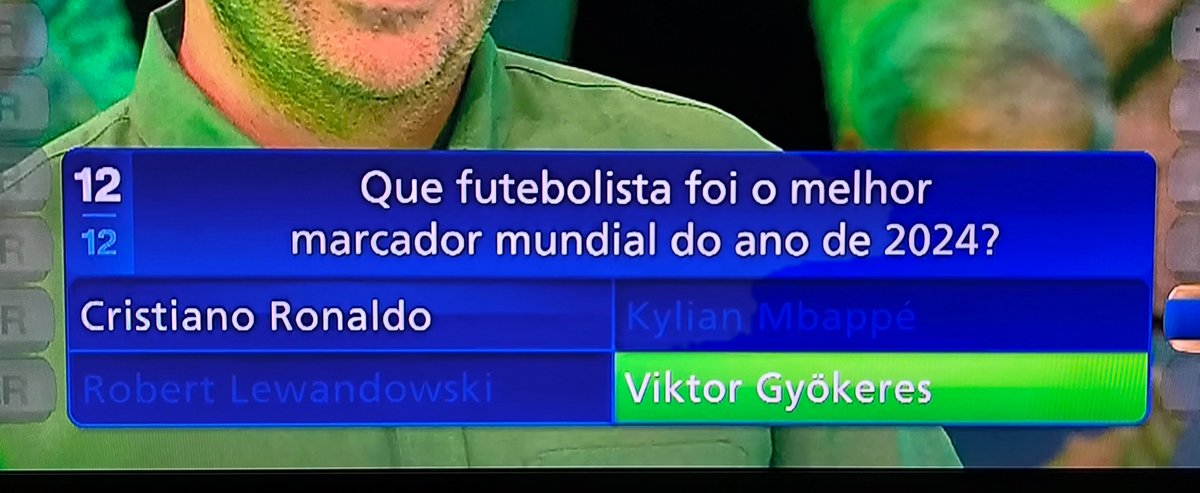 refem_nascido's tweet photo. Bem, vou espreitar o Joker para me distrair desta novela interminável da venda do sueco.
O Joker: https://t.co/MRx1te50jB