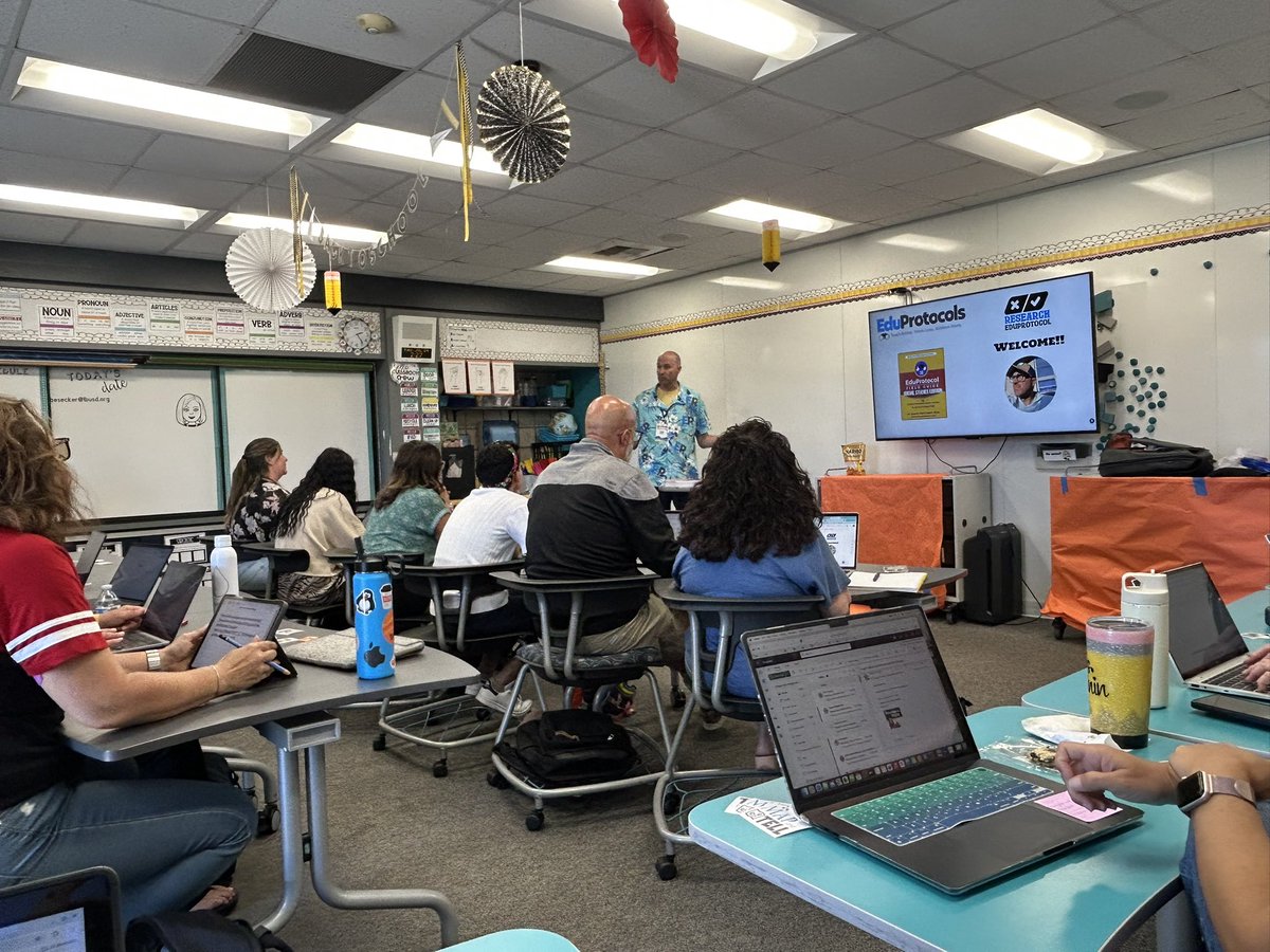 Finishing up Day 1 with fellow Ohioan Adam Moler. Looking at collaborative research 🧐