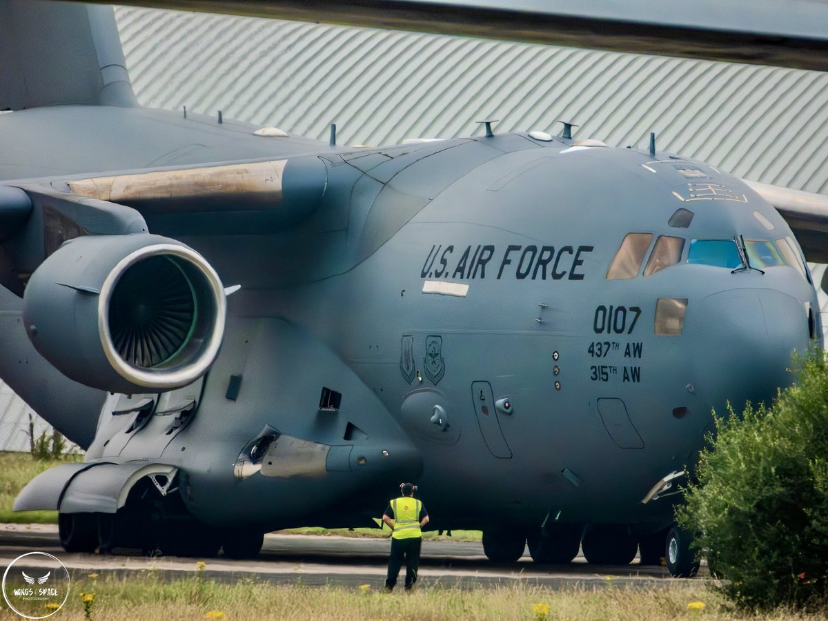 Love Ballymena (@loveballymena) on Twitter photo USAF C-17A Globemaster III. 🇺🇸
Arriving at Aldergrove this hazy evening from Portsmouth, via Aberdeen, Scotland.
AE07EA 95-0107 RCH3227 | 437th AW | 315th AW 'Charleston', Joint Base Charleston
📸 Michael Lyke • <a href="/TheSnoopySnoop/">qooᴎꙄʏqooᴎꙄɘʜT</a> USAF C-17A Globemaster III. 🇺🇸
Arriving at Aldergrove this hazy evening from Portsmouth, via Aberdeen, Scotland.
AE07EA 95-0107 RCH3227 | 437th AW | 315th AW 'Charleston', Joint Base Charleston
📸 Michael Lyke • <a href="/TheSnoopySnoop/">qooᴎꙄʏqooᴎꙄɘʜT</a>