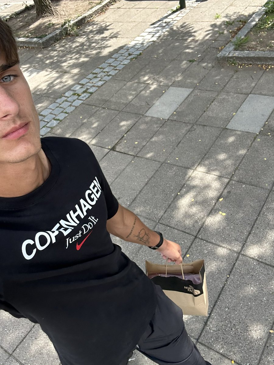 adamimhulse1's tweet photo. Copenhagen has my heart 🇩🇰 https://t.co/jFL14fNK08