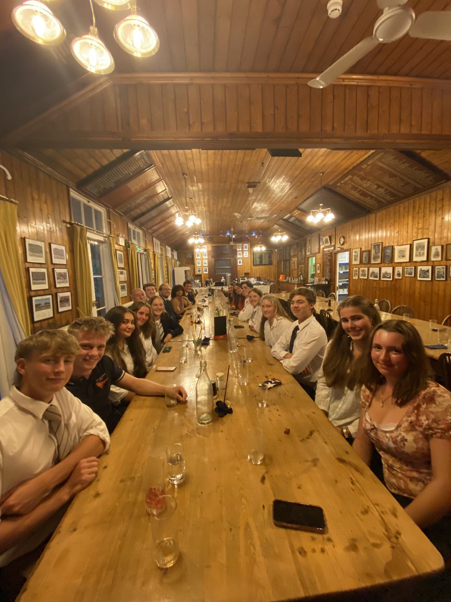 Thursday evening saw the teams formal dinner in the north London Rifle Club. The Grand aggregate over a chance to relax enjoy good food and chat with the OB’s that joined us for the evening, present thank you gifts and the spoons won at the schools meeting. Perfect evening 👍🏻MTF