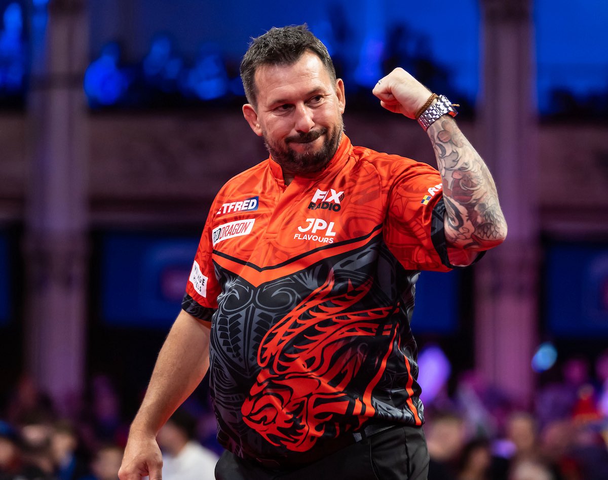 Betfred's tweet photo. The world is a better place when Jonny Clayton is winning darts matches in major televised tournaments.

So often goes under the radar. Top player, top man. 🔝 https://t.co/ehb8jO6IFX