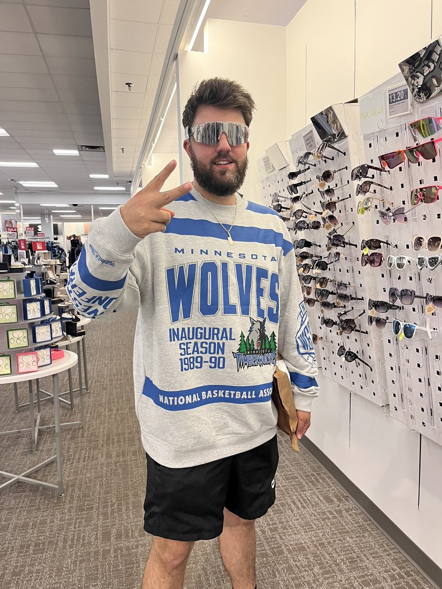 NoPantsCrunch's tweet image. NEW EPISODE OUT NOW
STUD BUDZ AND SUMMER LEAGUE
LISTEN: LINKTREE.COM/CRUNCHWEARSNOP…