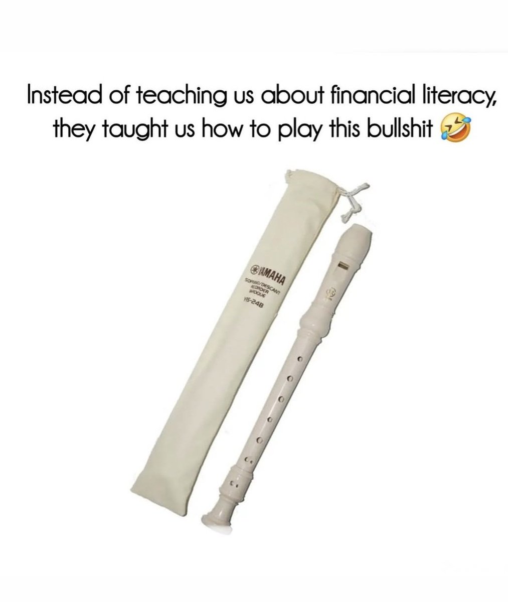 BossLibraDiva's tweet photo. Hold up nie ✋🏾 I loved the recorder &amp; played a mean Hot Crossed Buns 🤟🏾😂 https://t.co/pdq8CNKMVV