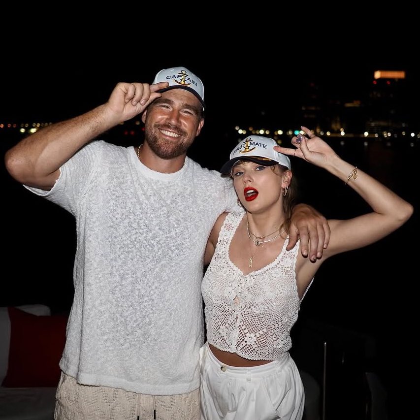 crwzysun's tweet image. o homem menos de uma semana sem a mulher trancado morrendo de saudades e explanou tudo EU TO URRANDO