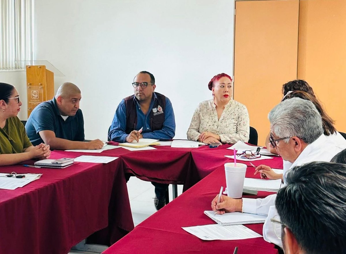 G_RamosSotelo's tweet image. Planeación estratégica en marcha.
Esta semana, nuestro equipo en el @icat_cdmx 🧰 se reunió para alinear objetivos, compartir avances y diseñar acciones que impulsen las instalaciones de nuestro espacio ubicado en la Alcaldia Gustavo A. Madero. ✅️
Seguimos comprometidos con…