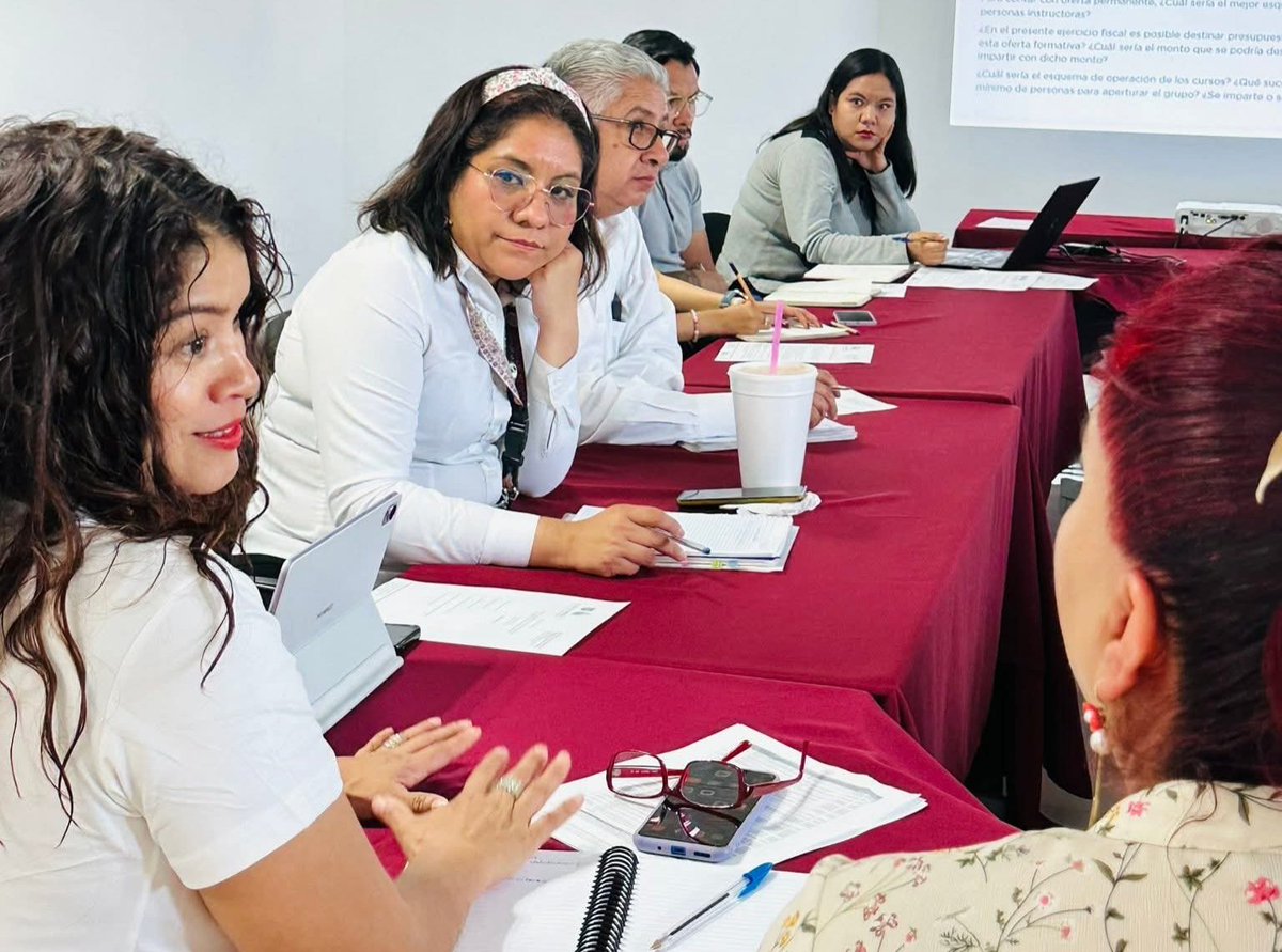 G_RamosSotelo's tweet image. Planeación estratégica en marcha.
Esta semana, nuestro equipo en el @icat_cdmx 🧰 se reunió para alinear objetivos, compartir avances y diseñar acciones que impulsen las instalaciones de nuestro espacio ubicado en la Alcaldia Gustavo A. Madero. ✅️
Seguimos comprometidos con…