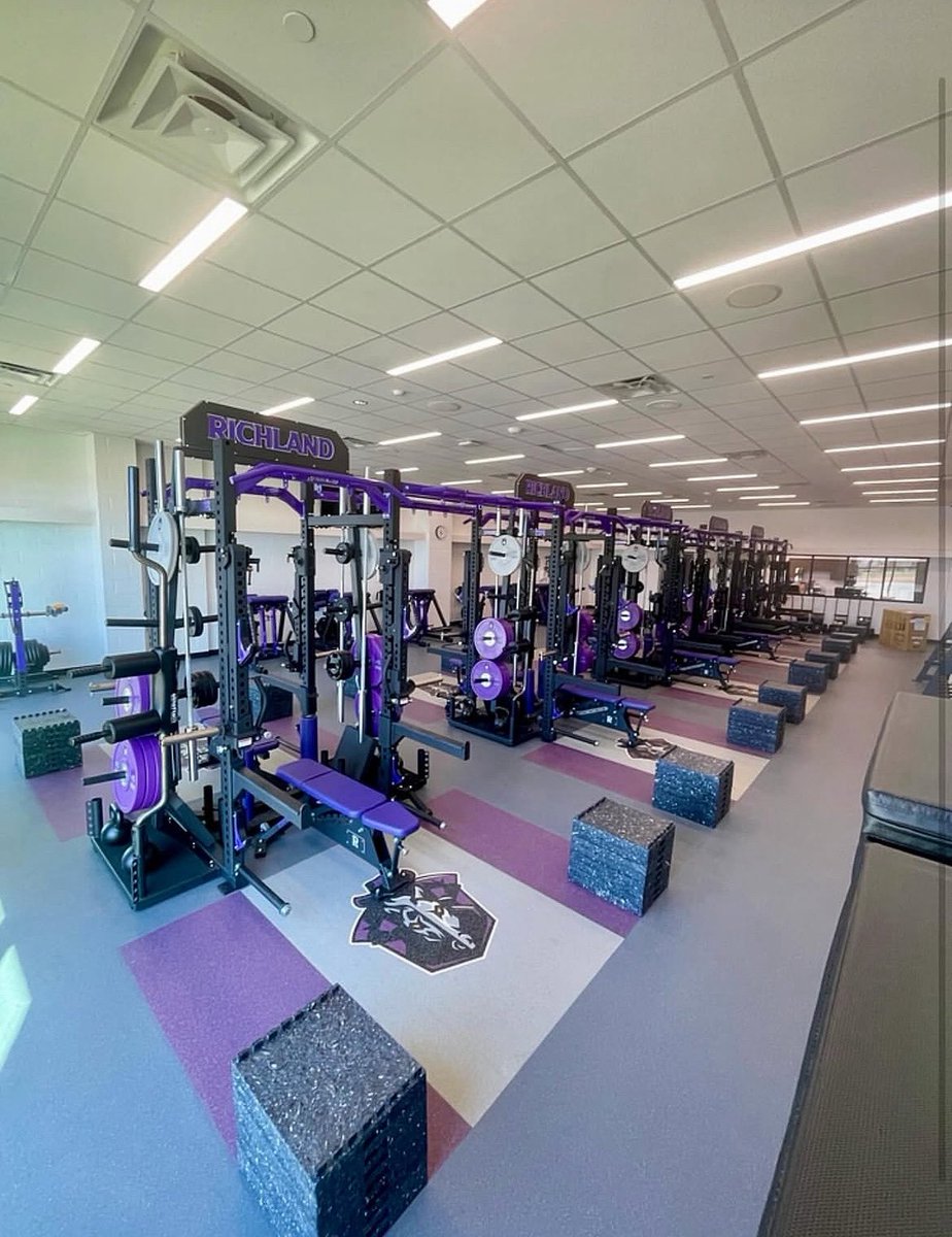 abburi_sriram's tweet image. Both weightrooms, arena, and the stadium..
It’s all coming along.