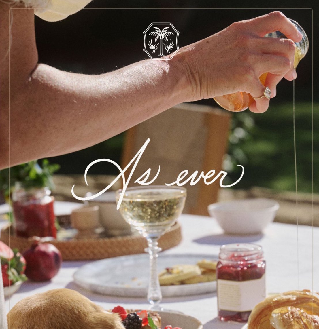 MauvCoui's tweet image. The truth is
#AsEverProductsSoldOut
#AsEverRoséSoldOut in 48 minutes, thousands of units
#AsEverByMeghanThriving
Sussex Family Thriving