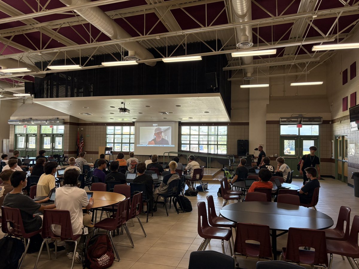 CampoVBaseball's tweet photo. Our road to making the mental game a priority has begun! We’re grateful for Zach Sorenson spending time with our guys &amp; super appreciative of how our guys took advantage of the opportunity! 

#Trust #TheCampoWay https://t.co/Xq6kKOr6Li
