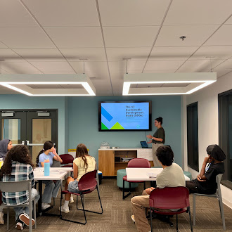 c3climate's tweet image. C3 had a great time connecting with the Piedmont Housing Alliance Youth Ambassadors! Together with Grace from PHA and Bruce from Virginia Clean Cities (VCC), we dove into conversations about sustainability, climate solutions, electric vehicles, and charging infrastructure. 🚗⚡