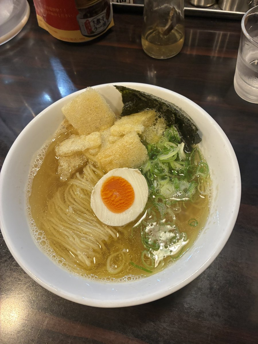 KINGDEVILHEAD's tweet image. おはよ〜
今日から本番!
朝獲れとうもろこし🌽を引取りに早起きして朝ラーメンからスタート!
毎度俺のイベントにマシン作ってまで来てくれるヤツらがいて嬉しい。
最高になるよう今日から準備します。
とうもろこし🌽食べにおいで〜