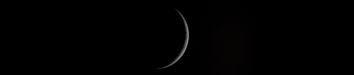 LeoAstral_'s tweet photo. New Moon. 😍 https://t.co/R3Q3FCOv1M