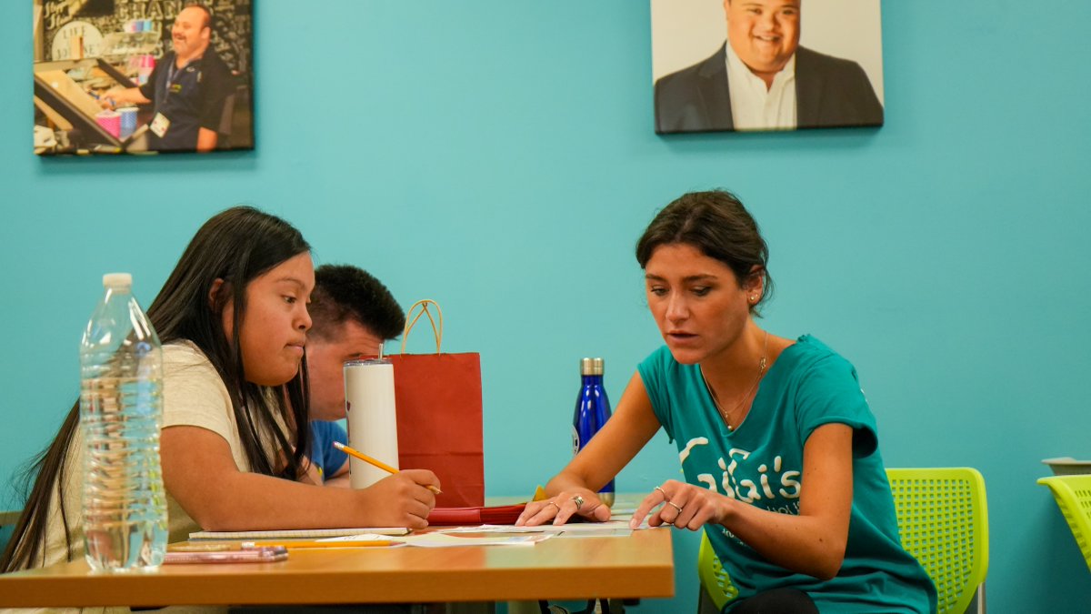 GiGis_Playhouse's tweet image. In GiGi’s Achievers, adults with Down syndrome build skills through hands-on learning! 💪💛 This week: wants vs. needs while bowling &amp;amp; budgeting essentials vs. treats! 🎳🍕 #GiGisPlayhouse #AchieversProgram #DownSyndromeAwareness #LifeSkills #InclusionMatters #GenerationG