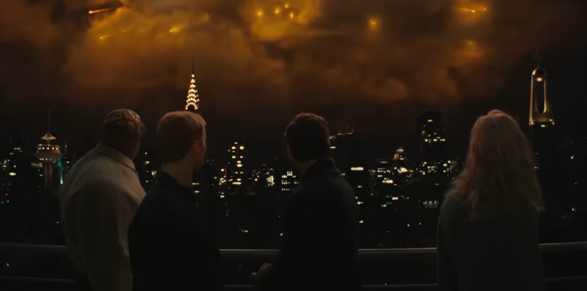 multiversobra's tweet image. O plot de todos os países se unindo para vocês sabem o que em #QuartetoFantástico foi muito bom!

Me deu vontade de assistir um filme de herói focado nessa parte dos civis.