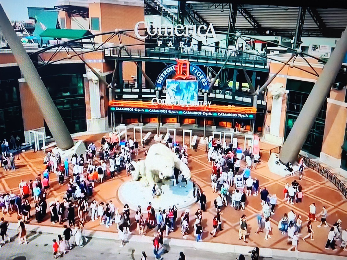 dclynick66's tweet image. So, who's ready for Detroit Tigers baseball tonight? I most certainly am! 馃憤 #RepDetroit