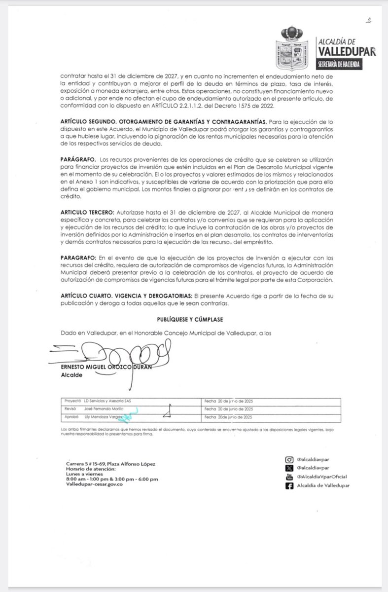 VivesRicardo's tweet photo. Alerta Valledupar, la @AlcaldiaVpar y el @ConcejoVpar siguen trasgrediendo la planeación, no bastaron 150.000. Millones y ahora ilegalmente pretenden aumentar la deuda pública con 12.000 millones de pesos. Todo a espaldas de la comunidad.  Por eso aumentaron los impuestos S.O.S. https://t.co/IOG64TYOxc