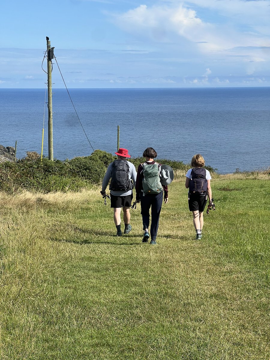 BackInTheBurg's tweet image. Day 2: ~10 mi 🥾 from Gurnard’s Head —> St. Just🇬🇧. ~19 miles down, ~23 miles to go. The #UK coast has not disappointed 🙏🤯. Stay active my friends… 🥾 #SouthwestCoastPath